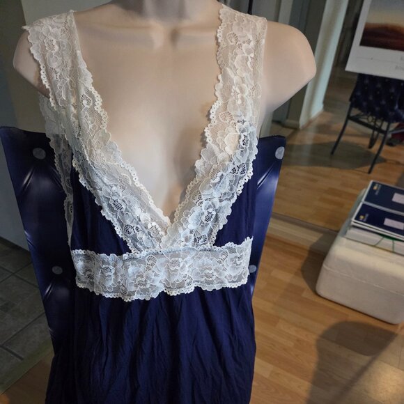 New blue and white teddy nightgown size large. White lace straps. - Picture 1 of 8